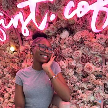 Babysitter in Villejuif: Elsa-Angela