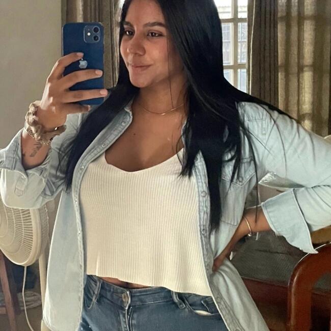 Babysitting job in Chitré: Laura