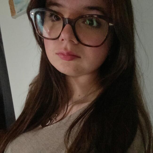 Babysitter in Bourges: Oceane