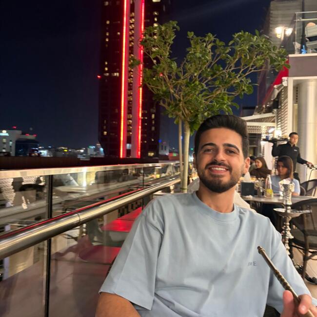 وظيفة جليسة أطفال في عمّان: Anas