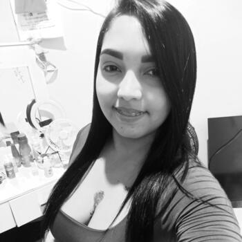 Babysitter in Fortaleza: Vitoria