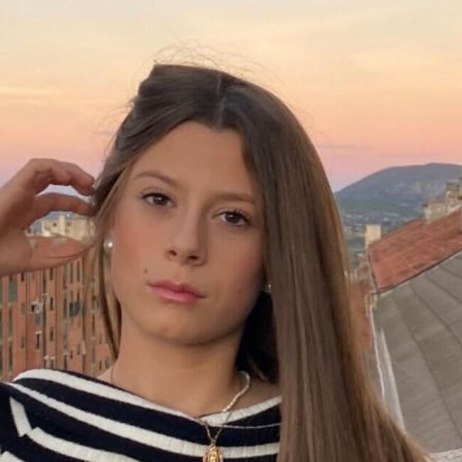 Babysitter in Alcoy: Iris