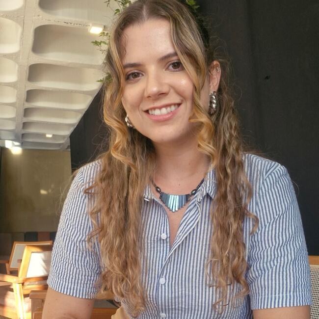 Babysitter in Vitória: Mônica