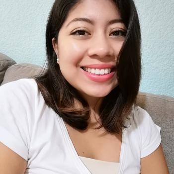 Babysitter Cholula: Alexandra