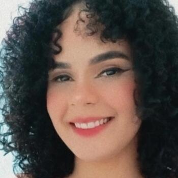 Babá em Hortolândia: Thais
