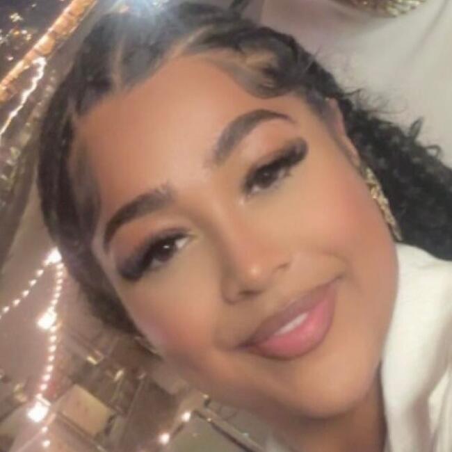 Babysitter in Birmingham: Aisha