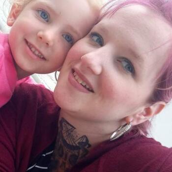 Baby-sitter in Mons: Maithe