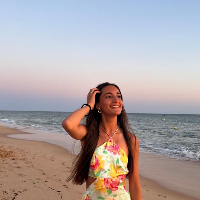 Babysitter in Rillieux-la-Pape: Marta