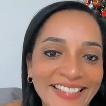 Babysitter Niterói: Silvana