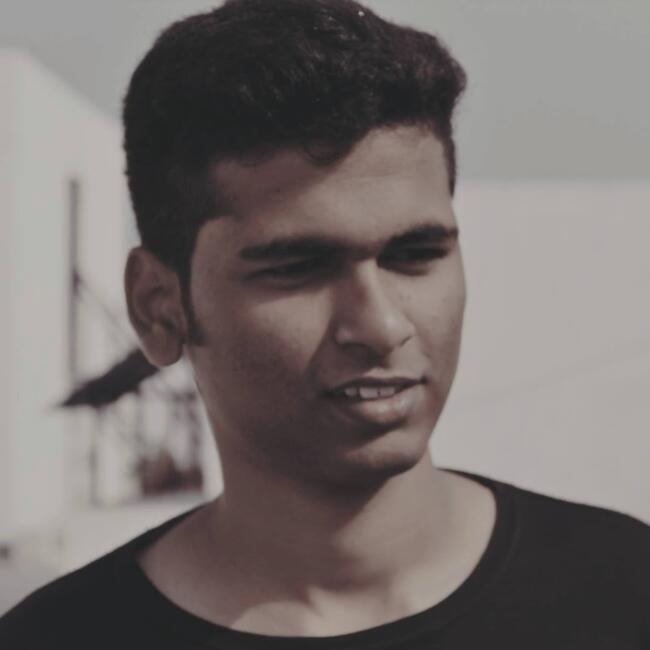 वाराणसी में बेबीसिटिंग की नौकरी: Abhishek