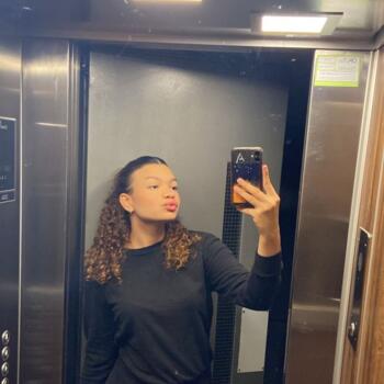 Babysitter in Ferrol: Hadassa