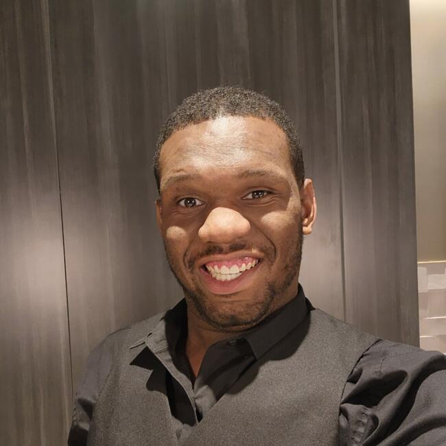 Babysitter in San Antonio: Randall