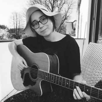 Pengasuh Pétange: Justine