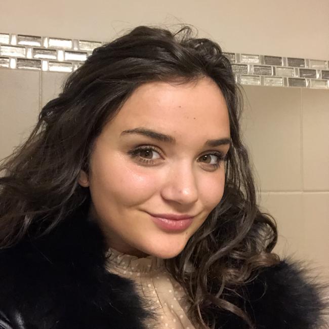 Baby-sitter in Mouscron: Théodora