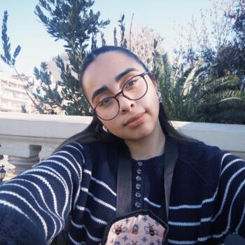 Babysitter in Santiago: MOYRA VALENTINA
