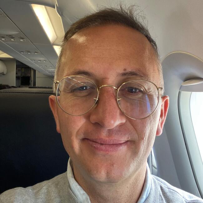 Babysitting job in Medellín: Alejandro