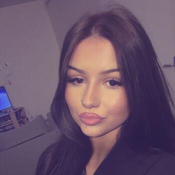 Babysitter in Sillingy: Laïlou