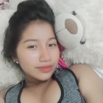 Babysitter in Santo Domingo de los Colorados: Kerly