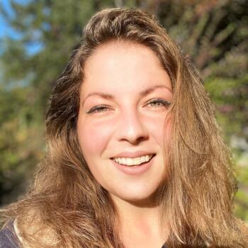 Babysitting job in Calgary: babysitting job Selina