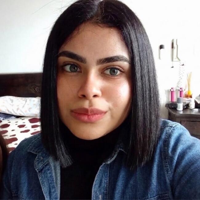 Babysitter in Prague: María