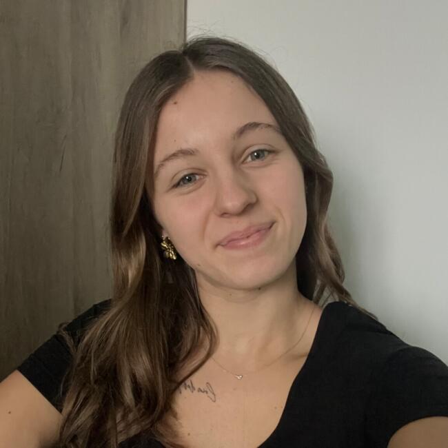 Babysitter in Camon: Chloé