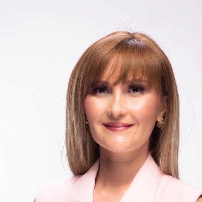 İstanbul Bölgesinde Dadı: Sibel