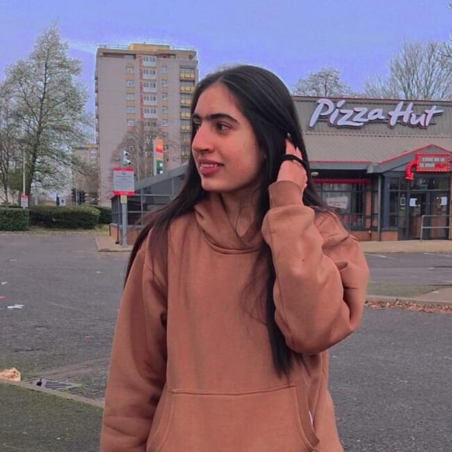 Babysitter in Hayes: Sukhanpreet