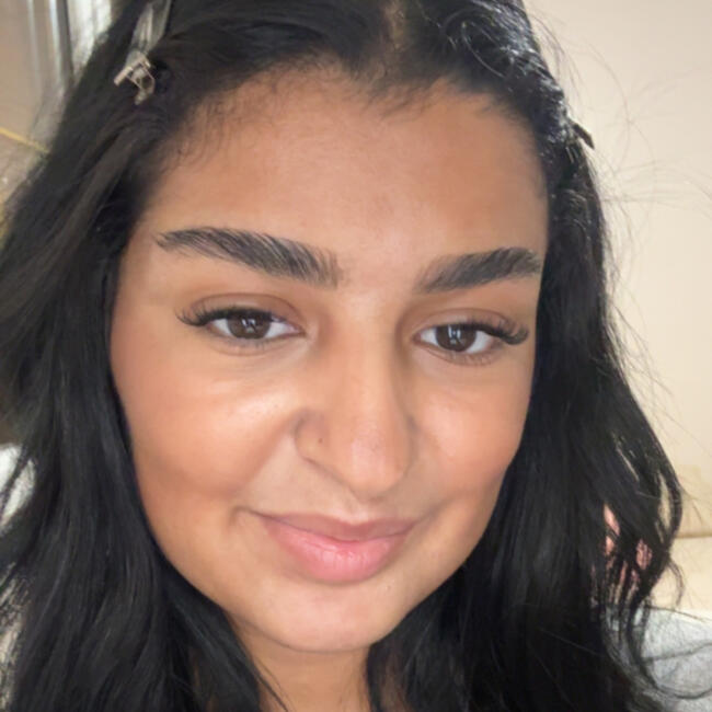 Babysitter in Villeneuve-Saint-Germain: Shaymâ