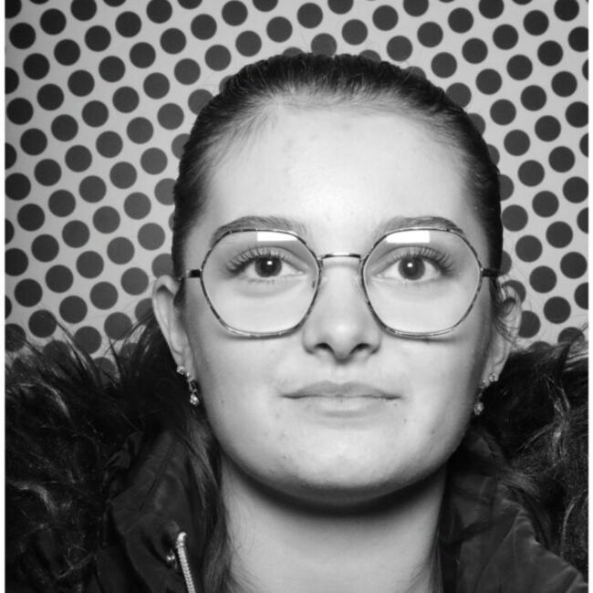 Babysitter in Varilhes: Elsamarie