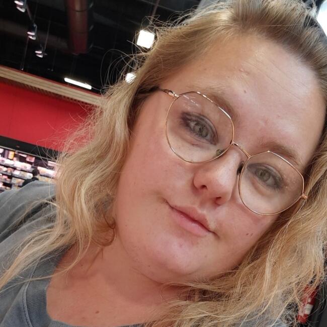 Babysitter in Douai: Justine