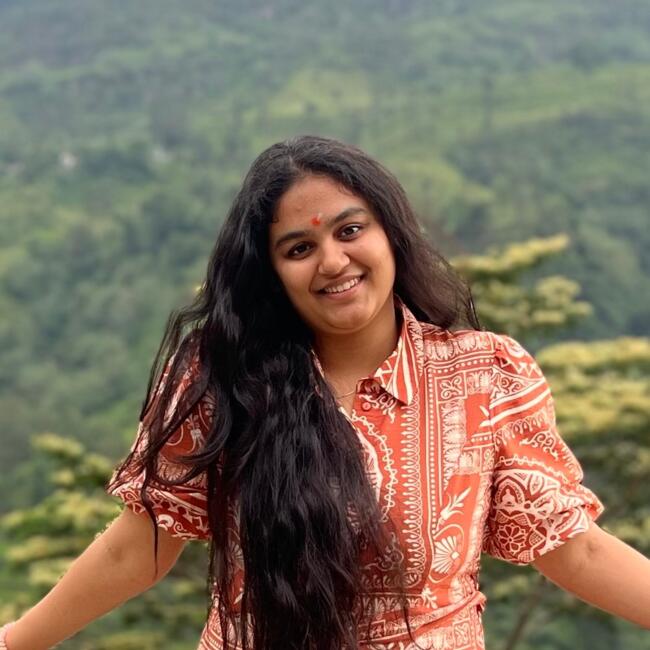 Babysitter in Auckland: Vidhhi Anand