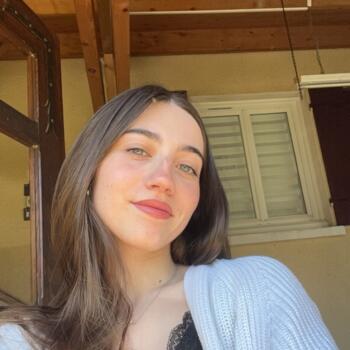Niñera en Gaillard: Léa