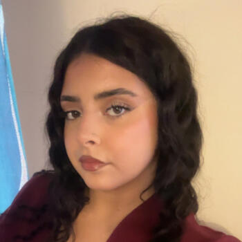 Babysitter in Toulon: Cheryne