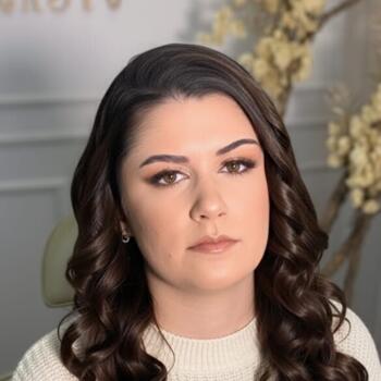 Babysitter Maricá: Larissa