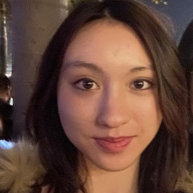 Babysitter in Plymouth: Allegra