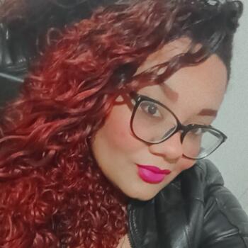 Babysitter in Rolândia: Thayane