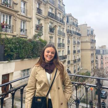 Babysitter in Quimperlé: Rose