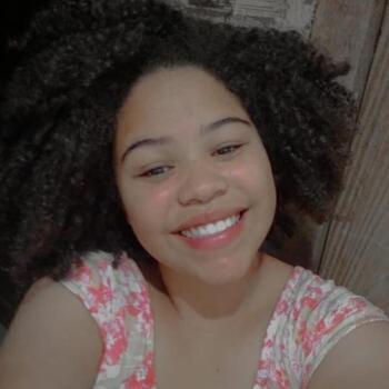 Babysitter in São Paulo (São Paulo): Flávia