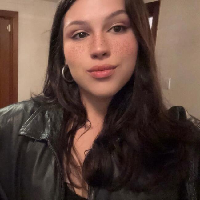 Babysitter στην περιοχή Χάγη: Fernanda