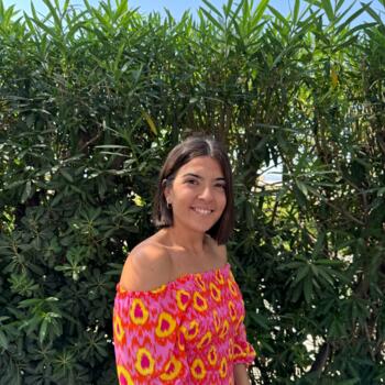 Baby-sitter in Cham: Nieves