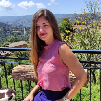 Emprego de babá em Caragua: emprego de babá Cybele