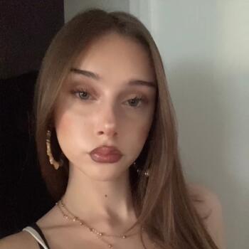 Babysitter in Marly-le-Roi: Lucie