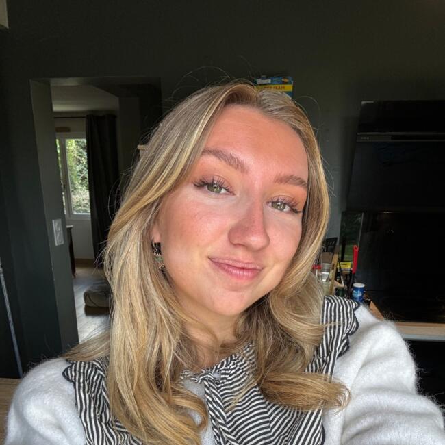 Babysitter in Vanves: Salome