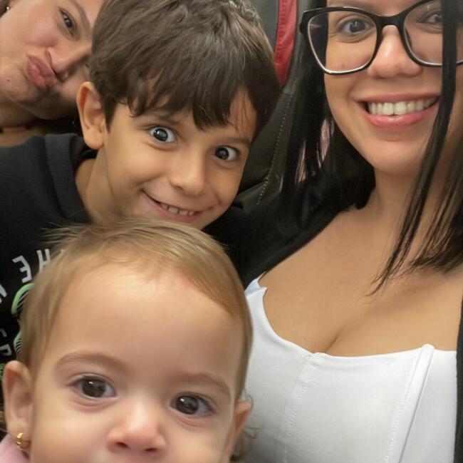 Babysitting job in Maringá: Karol