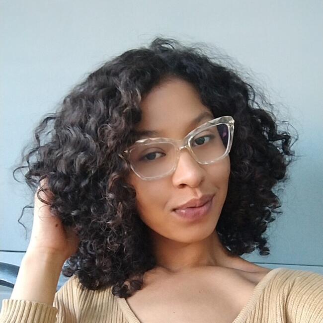 Babysitter in Fazenda Rio Grande: Brenda