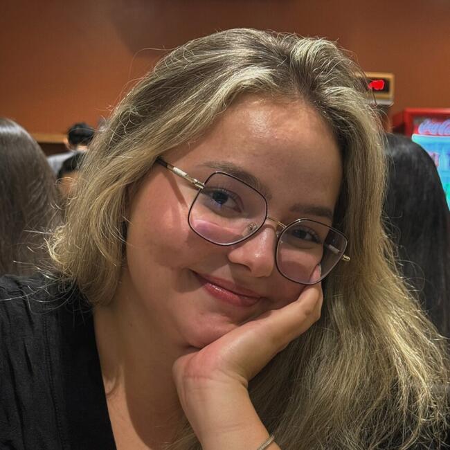 Babysitter in Mogi das Cruzes: Carine