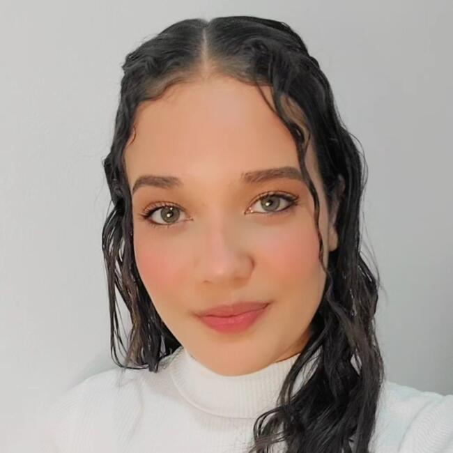 Babysitter in Atibaia: Jayane