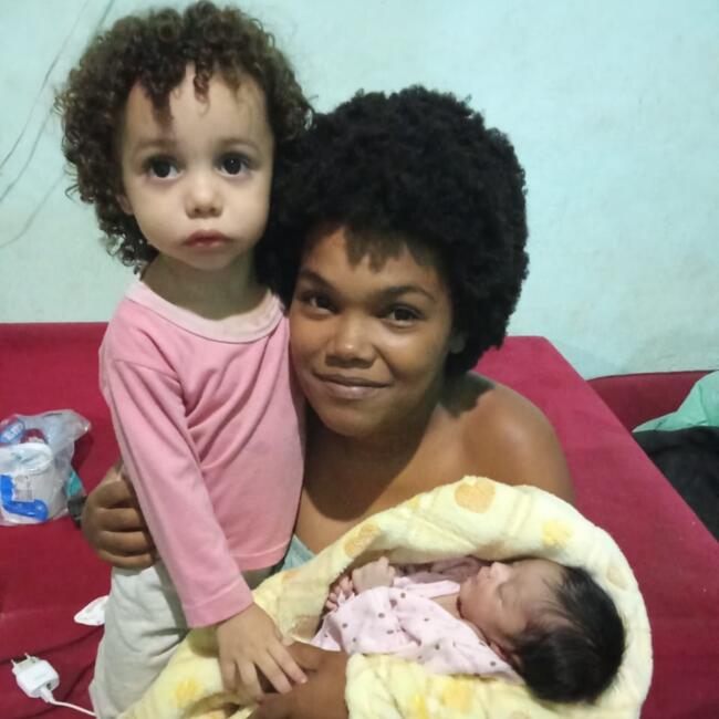 Babysitter in Maricá: Adrielle