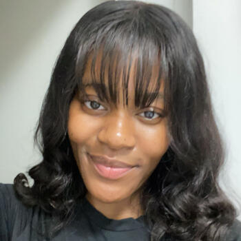 Baby-sitter in Calgary: Juliet