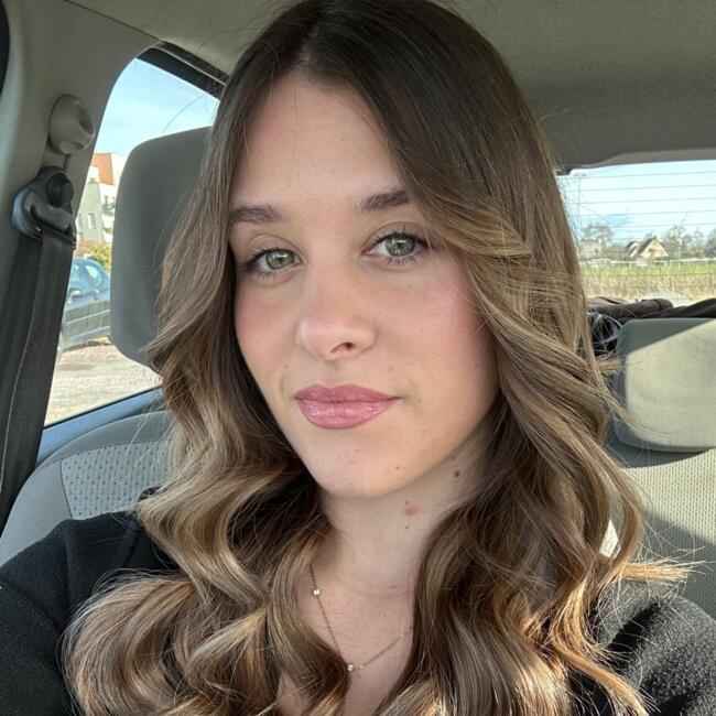 Babysitter in Caen: Opaline